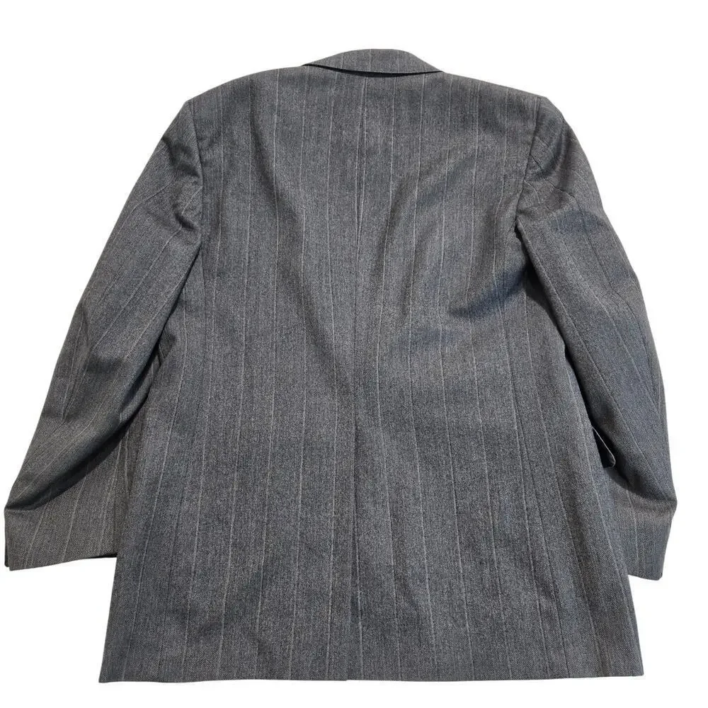 Bill Blass Vintage chest 38